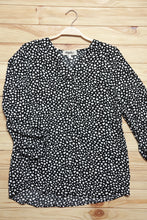 Load image into Gallery viewer, Black Abstract Dot V Neck Woven Top
