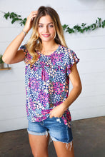 Load image into Gallery viewer, Navy Floral Print Frilled Short Sleeve Yoke Top
