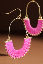 Load image into Gallery viewer, Raffia Arch Earrings
