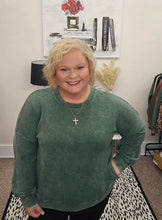 Load image into Gallery viewer, Ribbed Green Pullover
