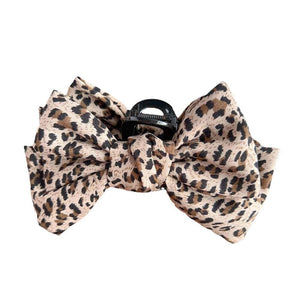 6" Leopard Clip