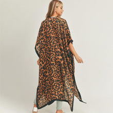 Load image into Gallery viewer, Black &amp; Leopard Kimono
