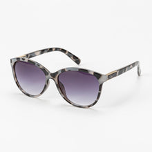 Load image into Gallery viewer, Cat Eye Gradient Sunglasses
