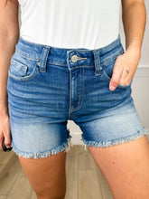 Load image into Gallery viewer, Zenana Raw Hem Shorts
