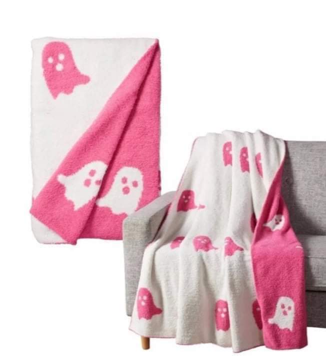 VIRAL GHOST BLANKET