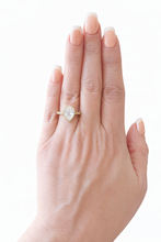 Load image into Gallery viewer, Francesca Pear Ring
