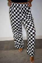 Load image into Gallery viewer, Butter Soft Lightweight Checkered Pants
