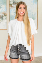 Load image into Gallery viewer, White Pleat Blouse
