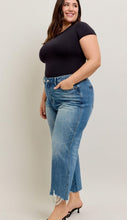 Load image into Gallery viewer, Judy Blue Rigid Magic Crop
