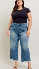 Load image into Gallery viewer, Judy Blue Rigid Magic Crop

