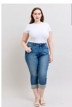 Load image into Gallery viewer, Judy Blue Tummy Control Capri
