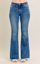 Load image into Gallery viewer, Judy Blue Vintage Wash Flare Fray Hem
