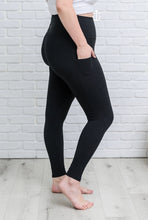 Load image into Gallery viewer, Anchored Luxury Compression Leggings with Pockets
