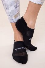 Load image into Gallery viewer, Mono B No-Show Socks
